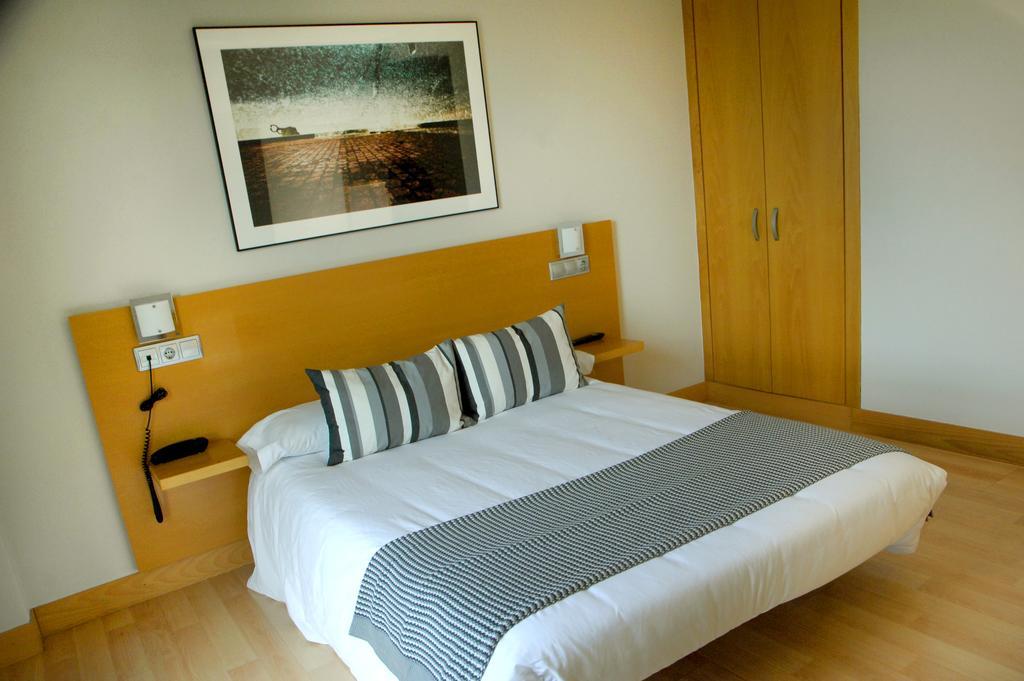 Hotel Txintxua Эрнани Номер фото