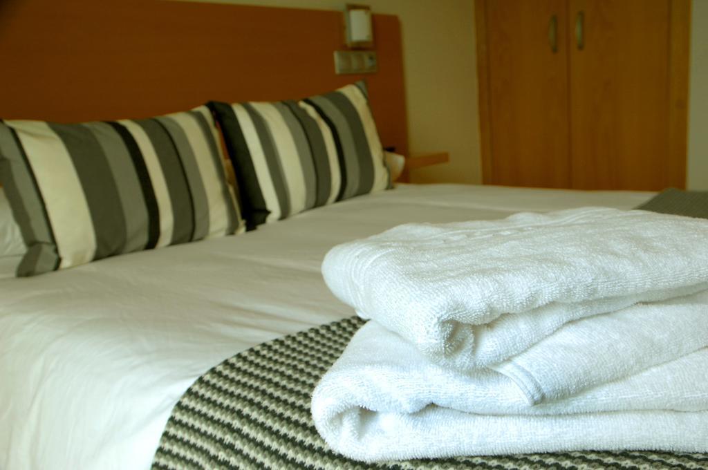 Hotel Txintxua Эрнани Номер фото