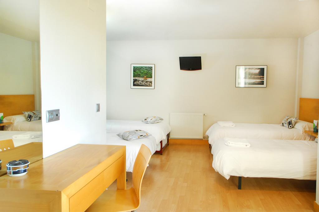 Hotel Txintxua Эрнани Номер фото
